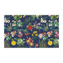 Load image into Gallery viewer, Wild Flower hand towel