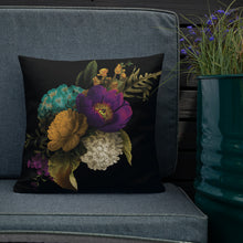 Load image into Gallery viewer, Bouquet Premium Pillow